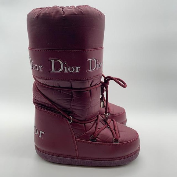 burgundy moon boots